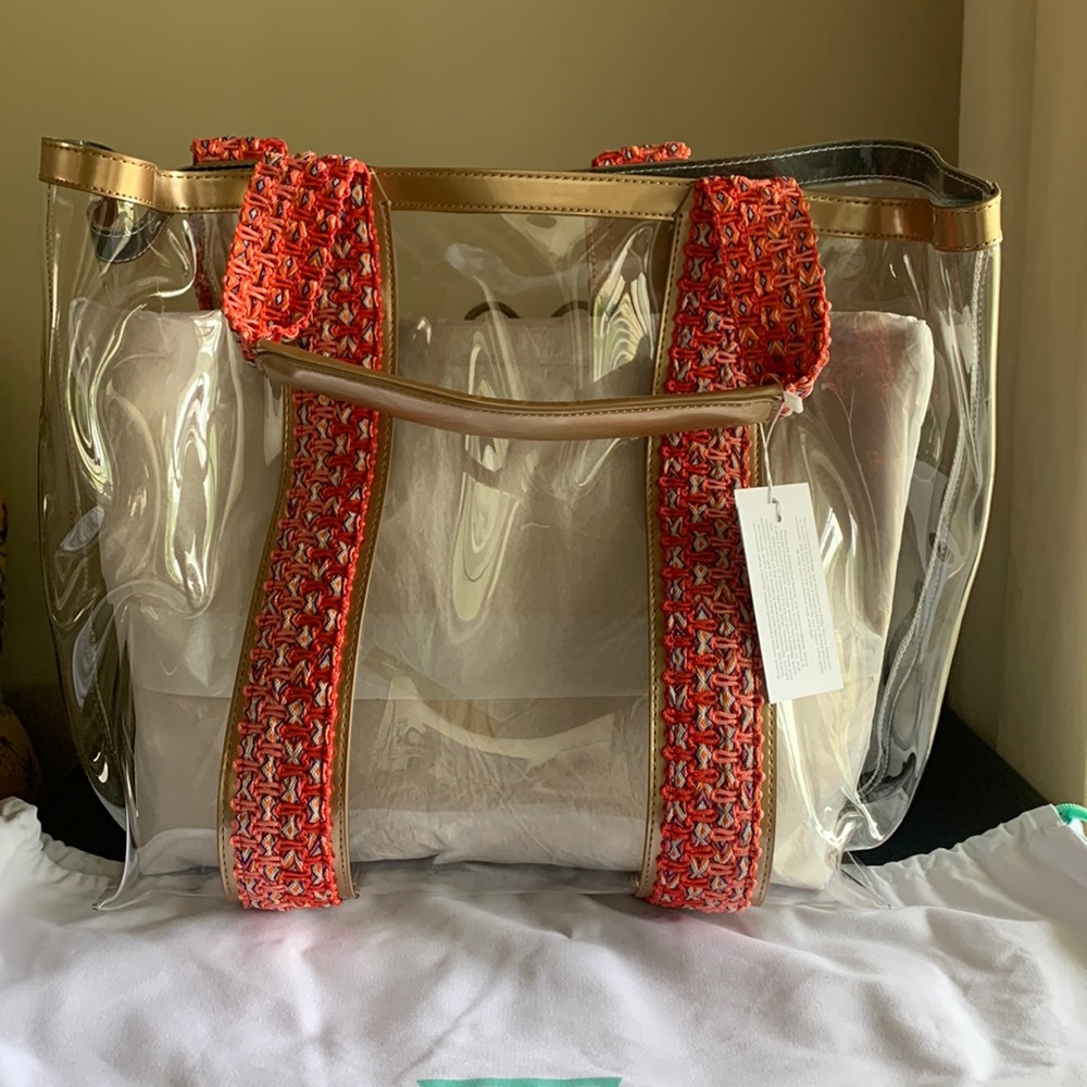 NWT Kelly Wynne Bring on the Beach Bag